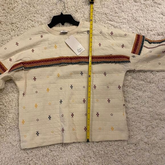 Zara Trafaluc Women's Long Sleeve Boho Embroidered Sweater. Multicolor. Medium - Picture 10 of 10